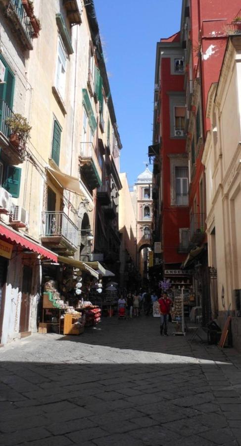 Home In Love: Vicoletto Dei Presepi Nápoly Kültér fotó