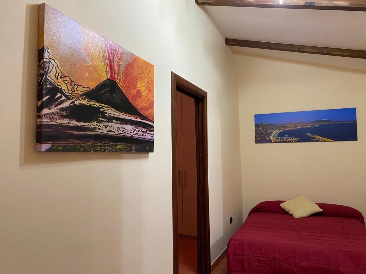 Home In Love: Vicoletto Dei Presepi Nápoly Kültér fotó