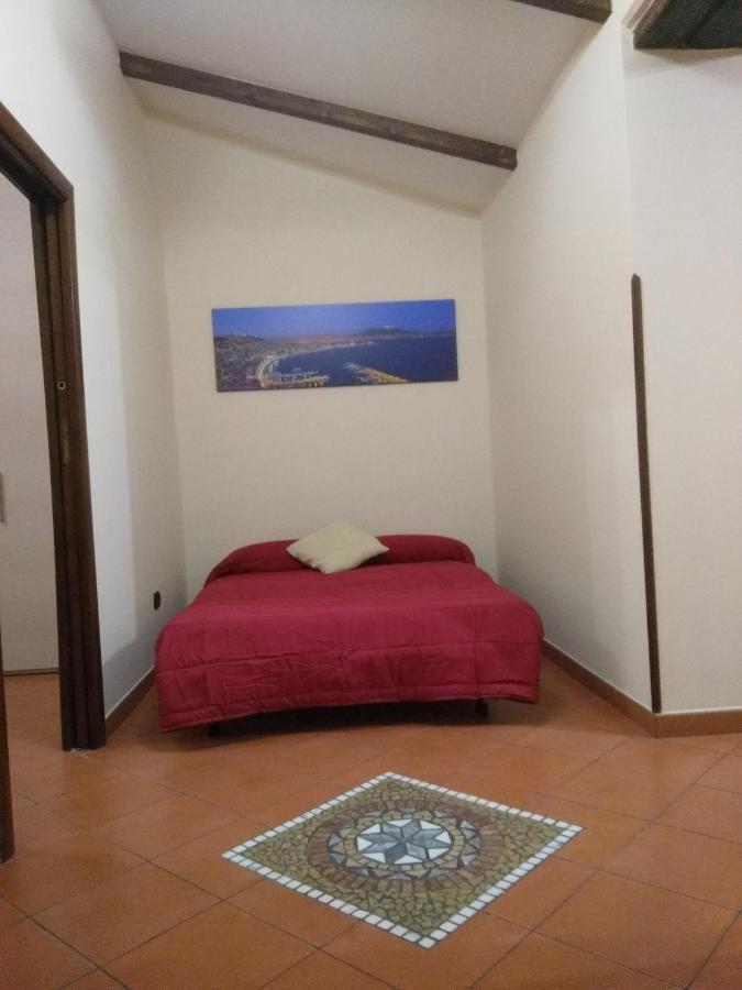 Home In Love: Vicoletto Dei Presepi Nápoly Kültér fotó